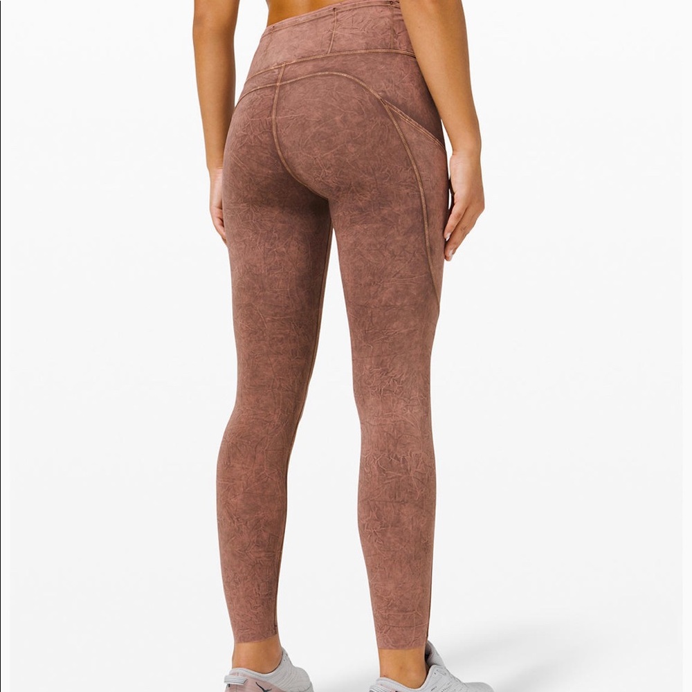 SOLD - NWT Lululemon Fast and Free HR Tight 25” - Picture 4 of 7